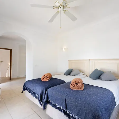 Villa Moradia 170 *